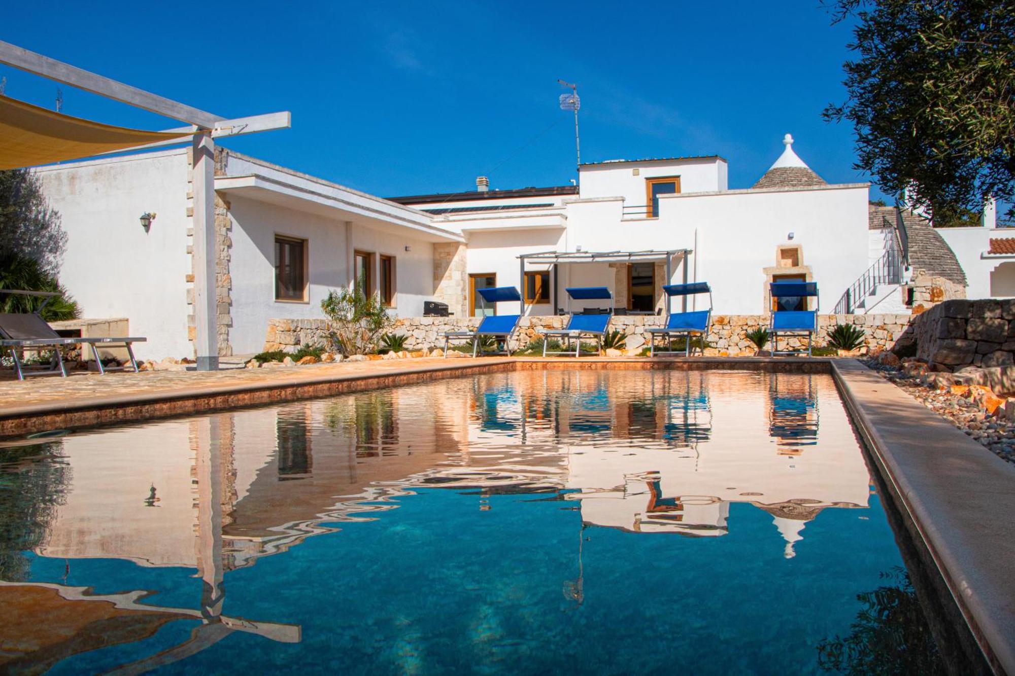 Villa With Trullo And Pool, Αλμπερομπέλο Εξωτερικό φωτογραφία